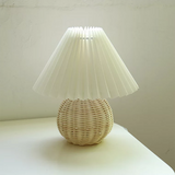 Vintage Rattan Lamp Table Korean Table Lamps for Bedroom Lamp Living Room Light Home Deco Creative Pleats Lamp with Led