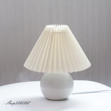 Vintage Rattan Lamp Table Korean Table Lamps for Bedroom Lamp Living Room Light Home Deco Creative Pleats Lamp with Led